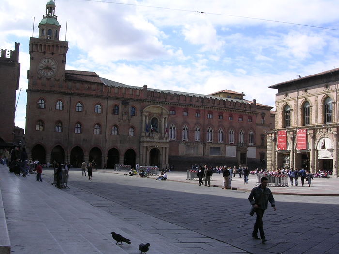 Piazza Maggiore und Palazzo Communale