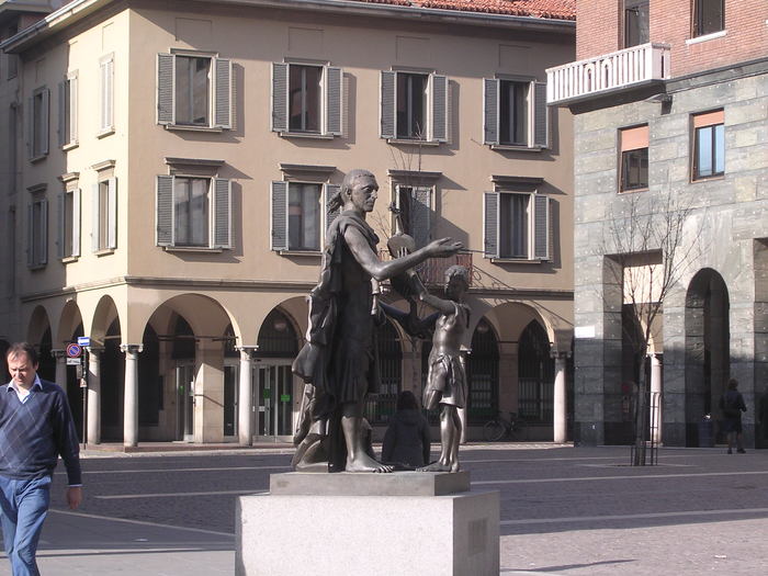 Stradivari-Denkmal